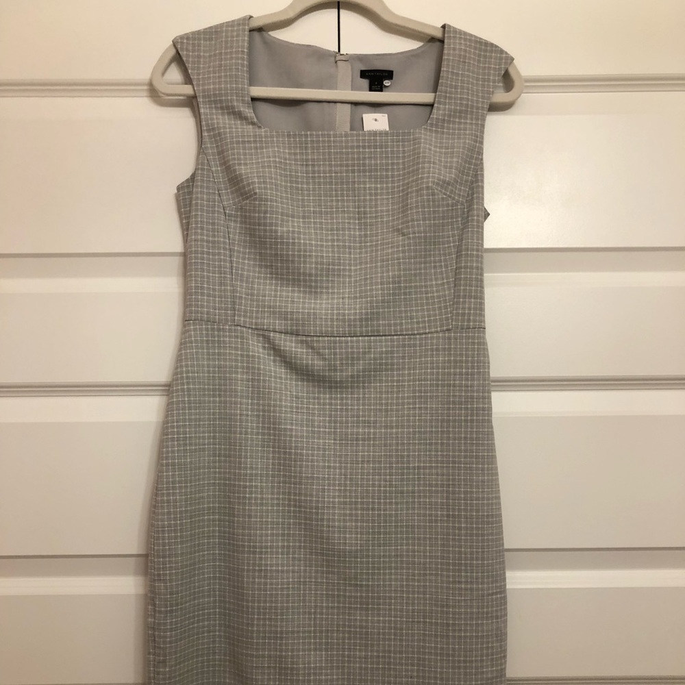 Ann Taylor Size 0 Dress